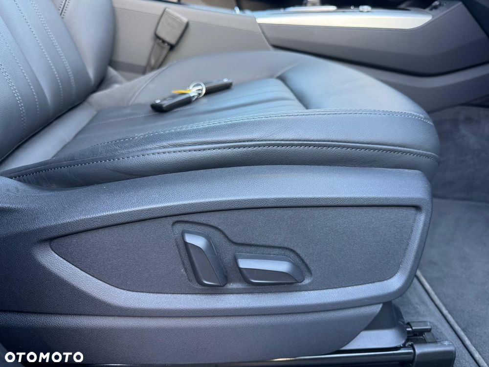 Audi Q5 50 TFSIe quattro S tronic S line - 20