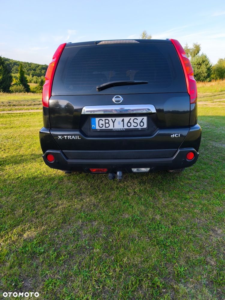Nissan X-Trail - 2