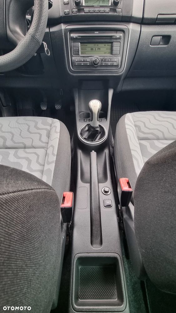 Skoda Fabia 1.6 16V Comfort - 23