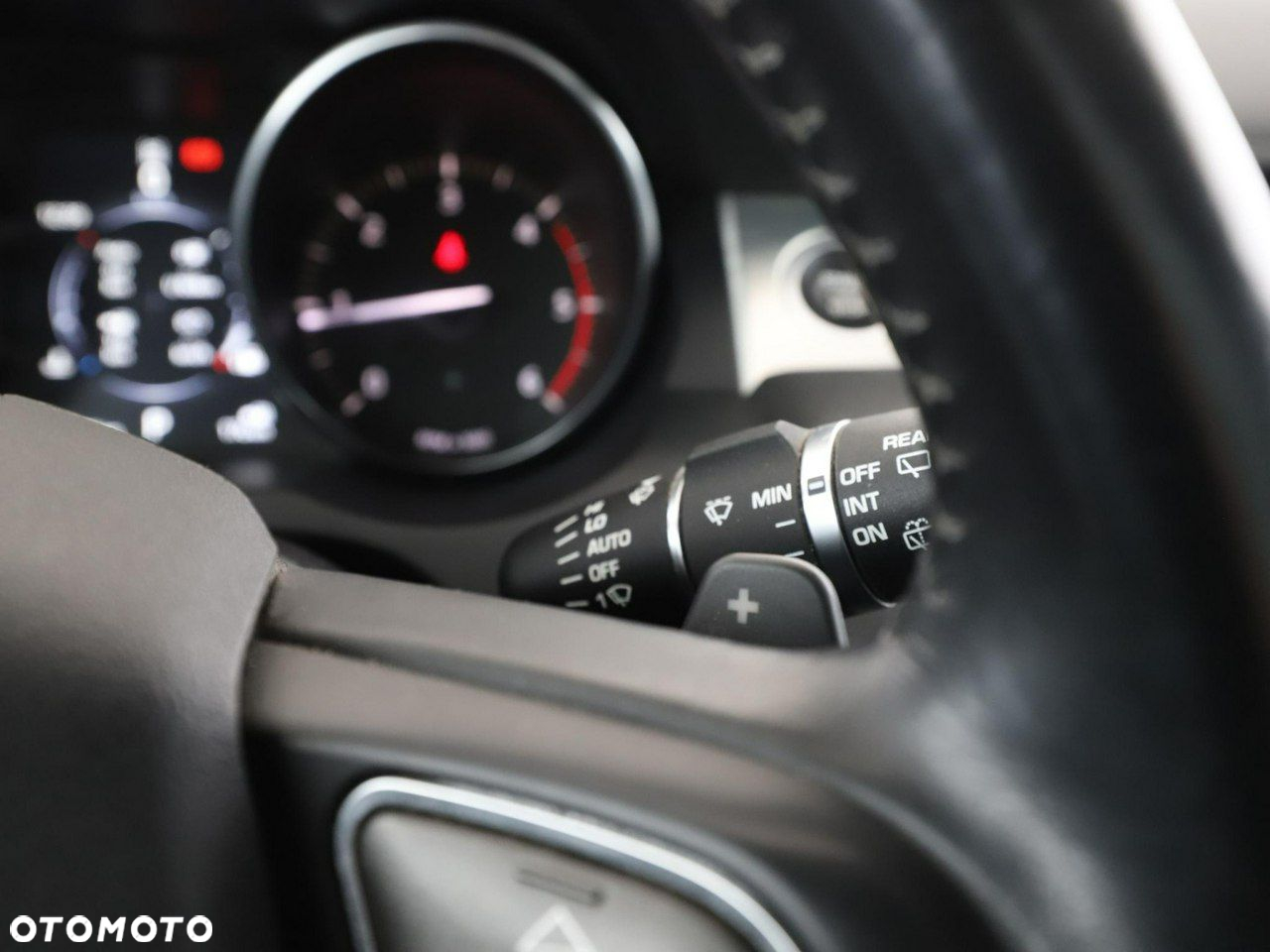 Land Rover Range Rover Evoque - 31