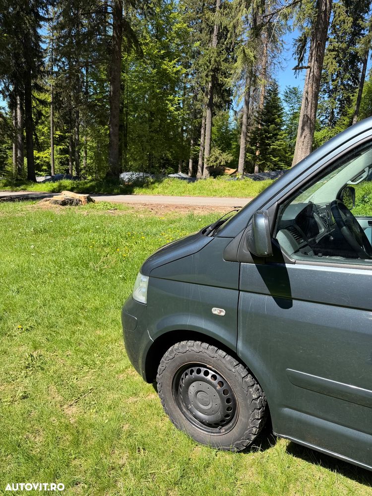 Volkswagen Multivan - 12