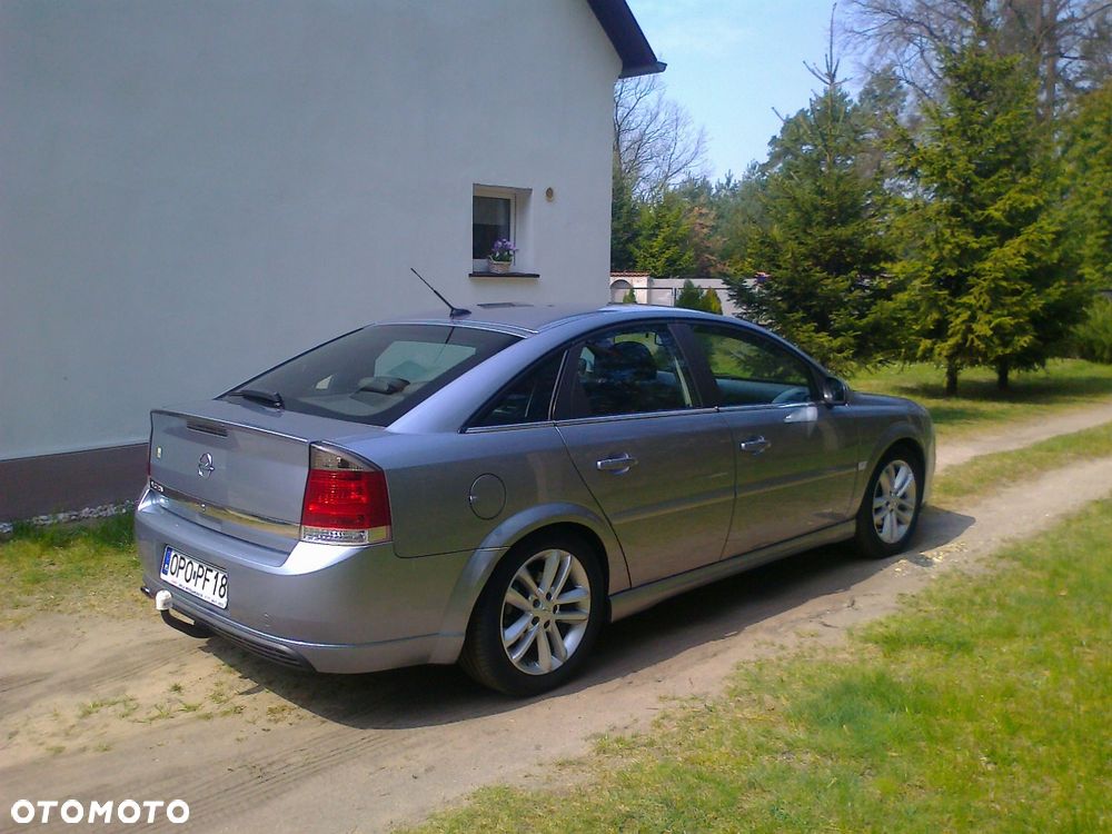 Opel Vectra GTS 1.9 CDTI - 3
