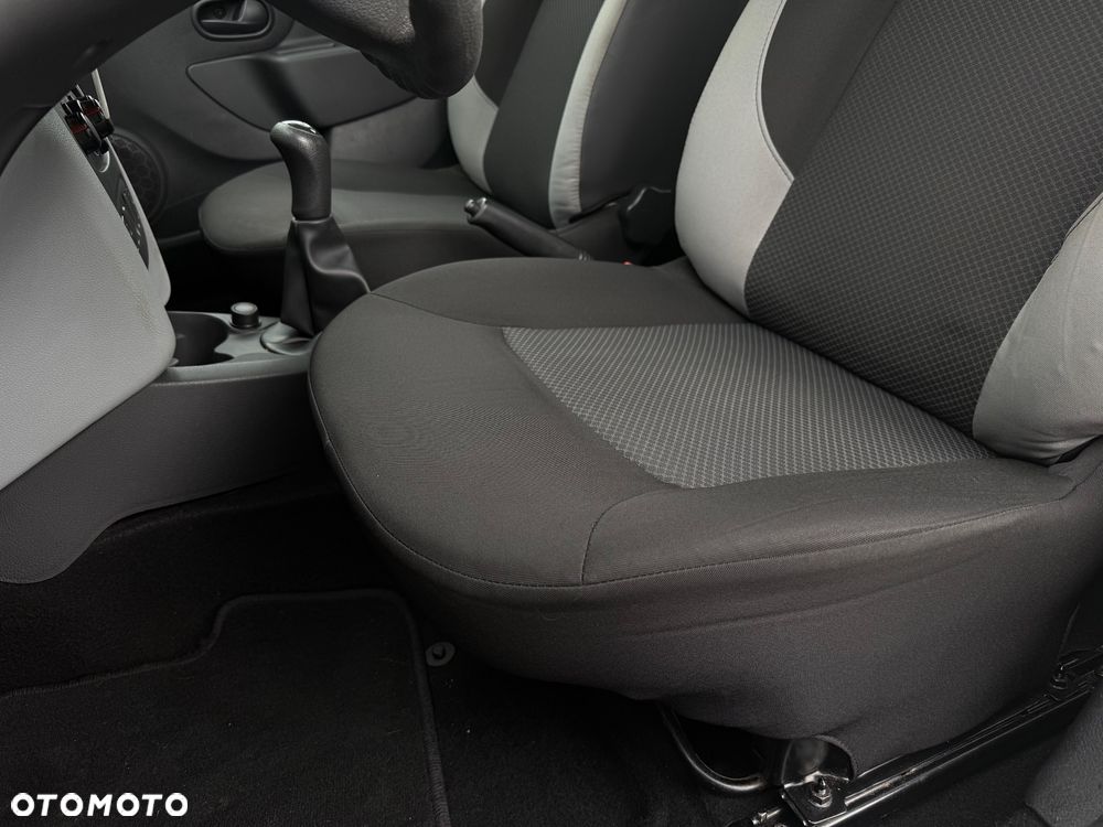 Dacia Sandero 1.2 16V 75 Essentiel - 15