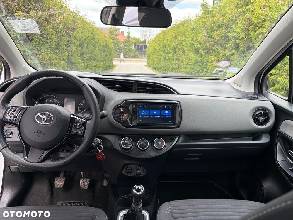 Toyota Yaris - 18