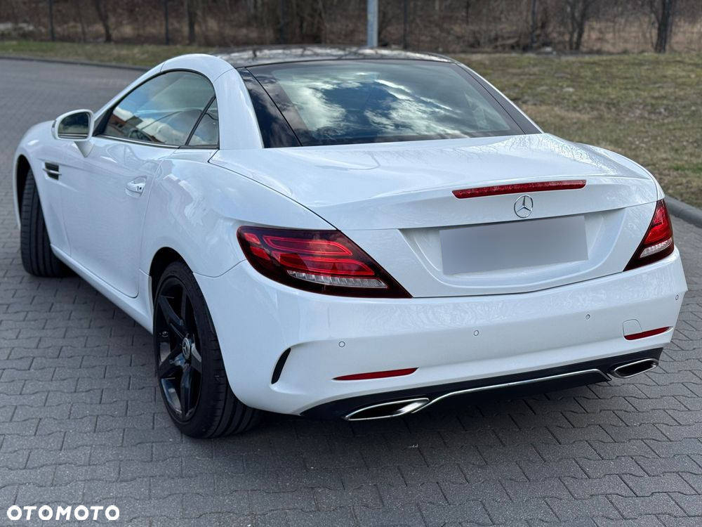 Mercedes-Benz SLC 200 9G-Tronic - 28