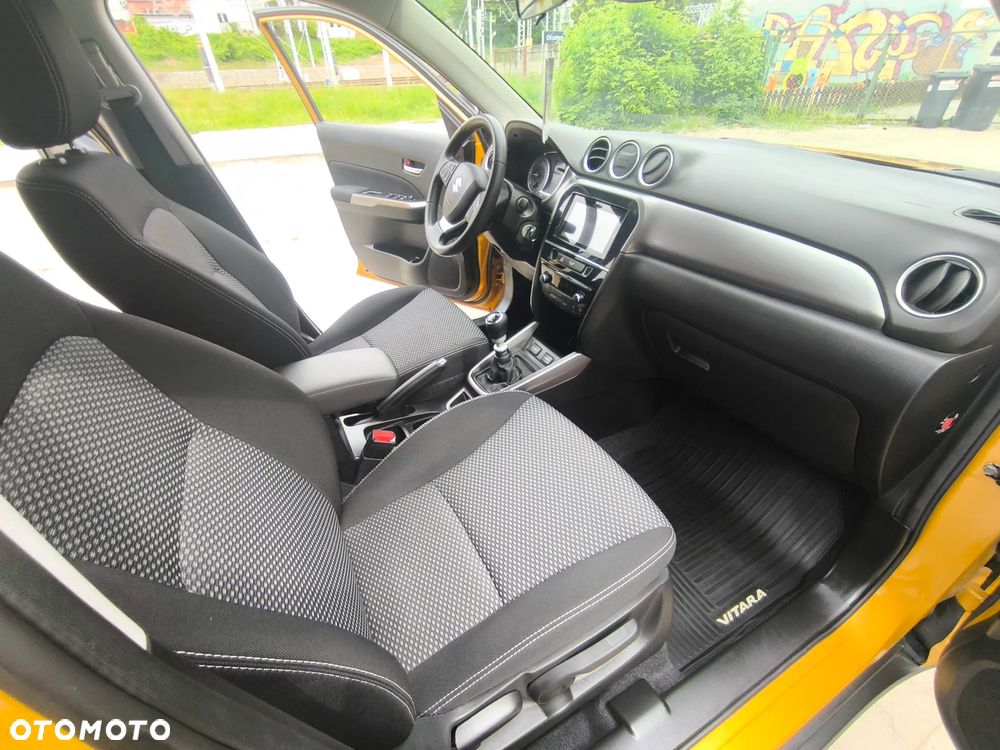 Suzuki Vitara 1.4 Boosterjet SHVS Premium 2WD - 16