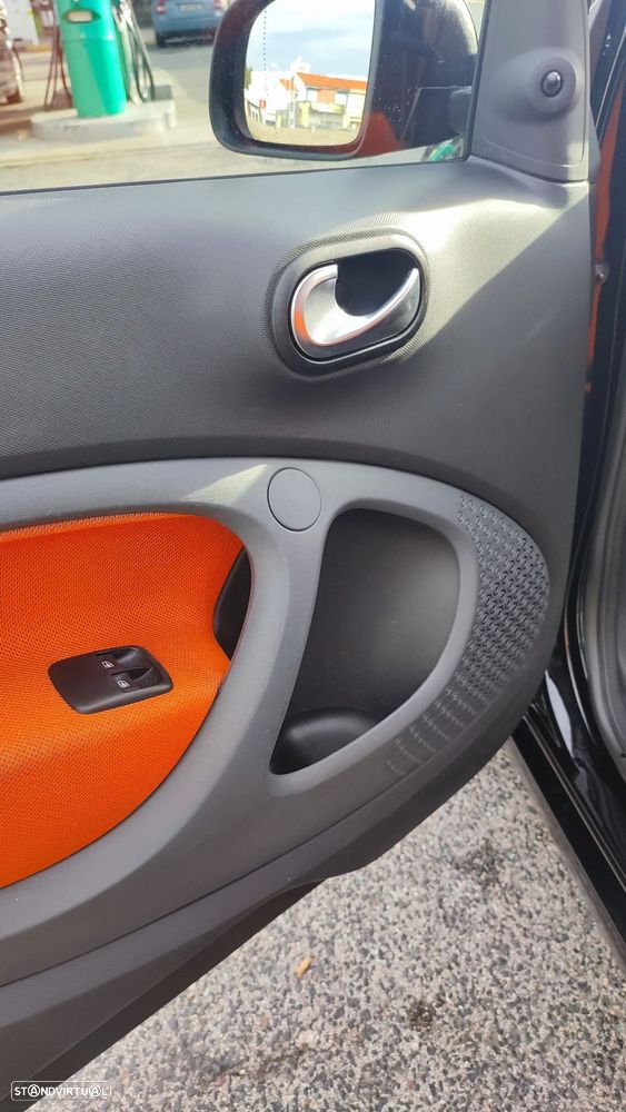 Smart ForTwo Coupé 1.0 mhd Passion 71 - 3