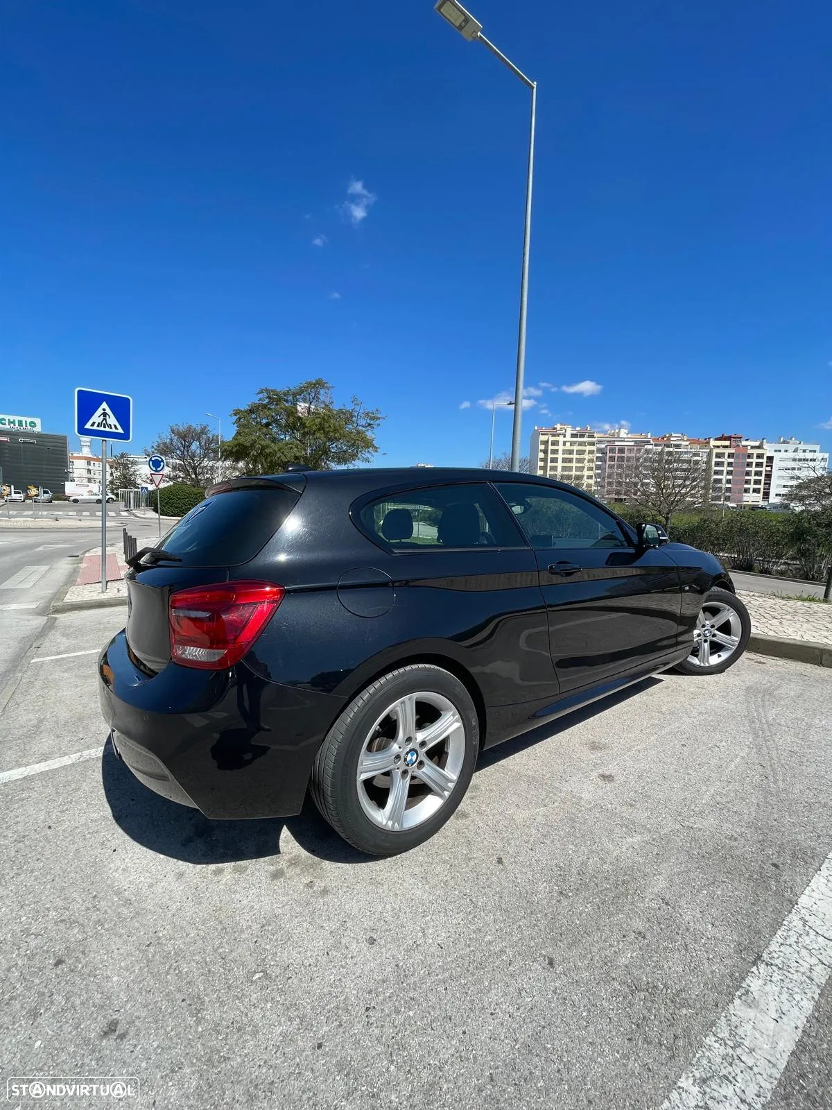 BMW 116 i Pack M - 4
