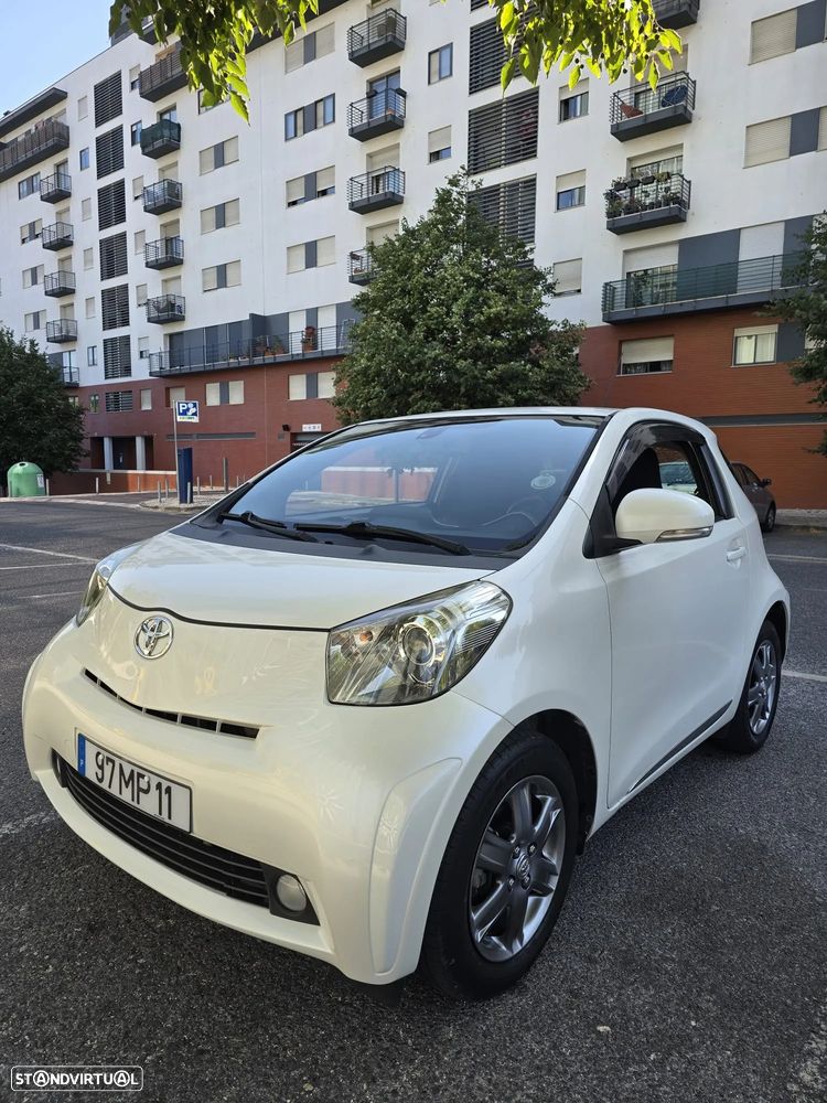 Toyota iQ 1.4 D-4D 2 - 1