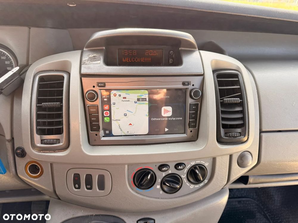 Opel Vivaro - 12