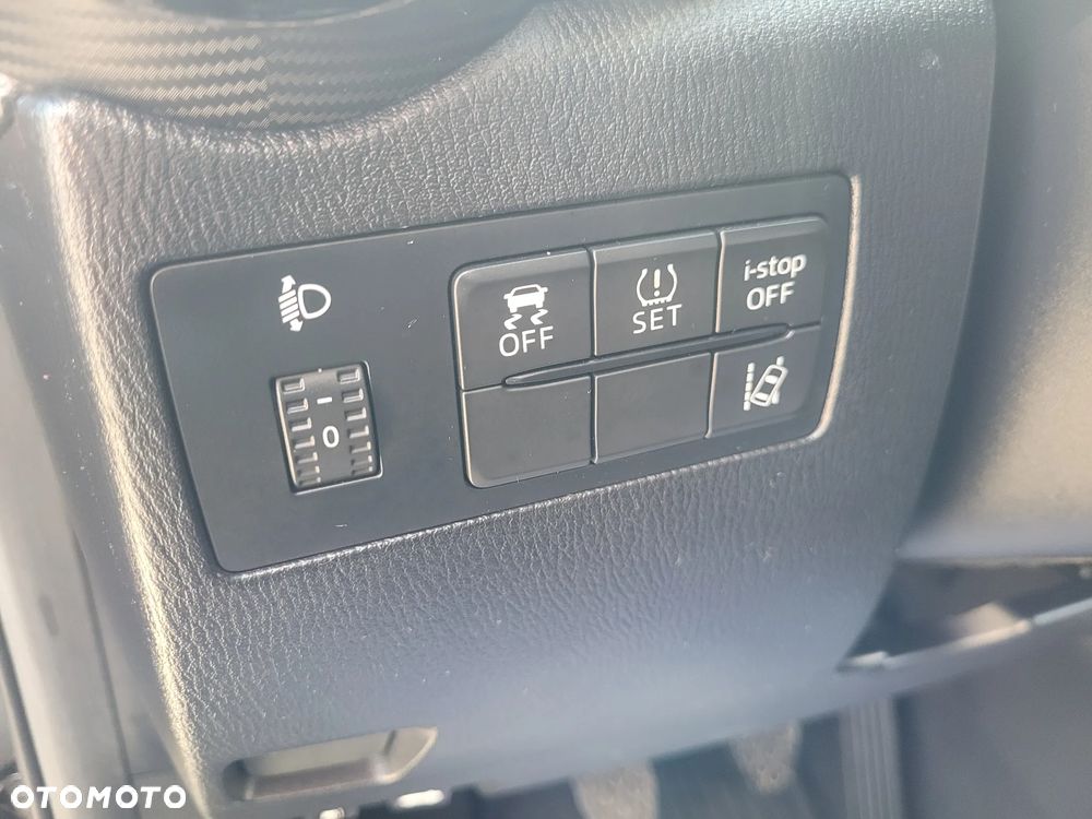 Mazda 2 SKYACTIV-G 90 Nakama - 26