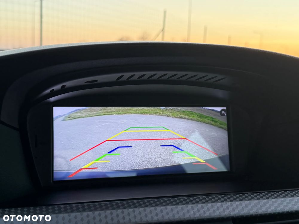 BMW Seria 5 525i - 22