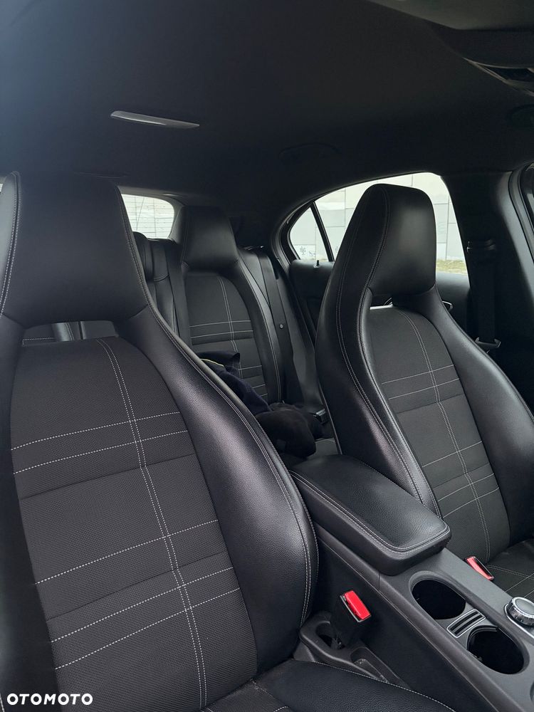 Mercedes-Benz Klasa A 200 CDI - 14