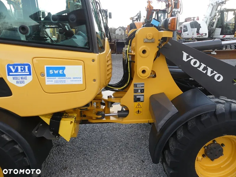 Volvo L25F / Z Niemiec / WAGA / Super Stan / - 20