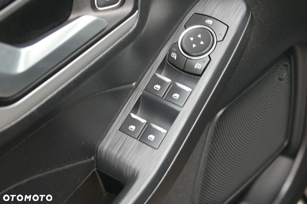 Ford Kuga - 20