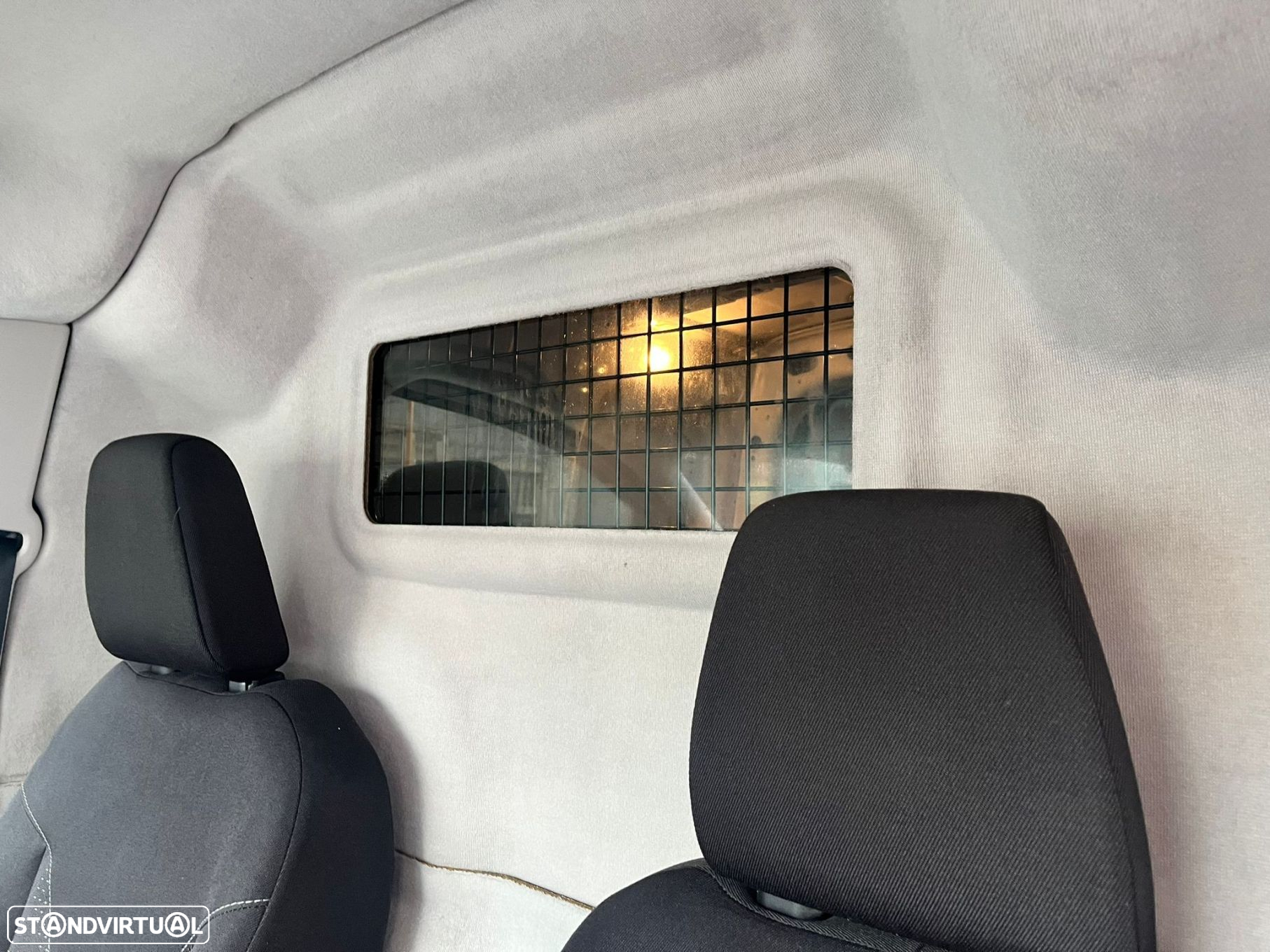 Ford Transit Courier 1.5 TDCi Trend - 46