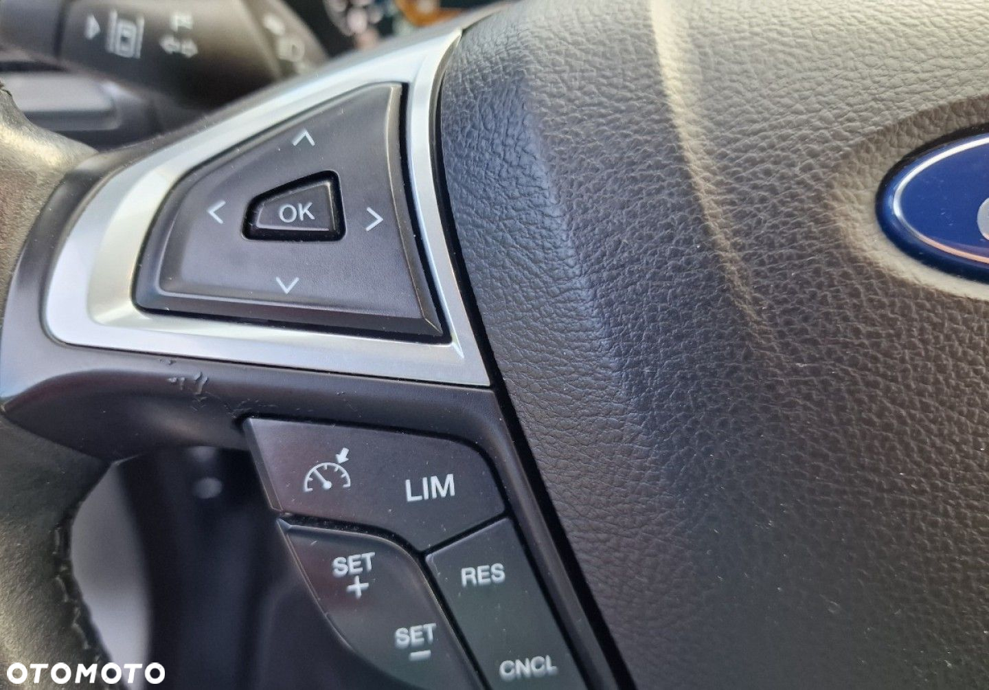 Ford Mondeo 2.0 EcoBlue Executive - 31