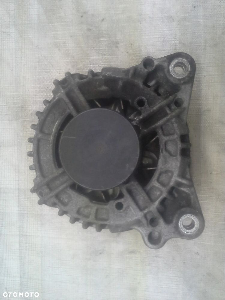 Audi A4 B8 2.0 TDi 143KM CAG CAGA alternator Bosch 140A 03G903016E  0124525114 - 7