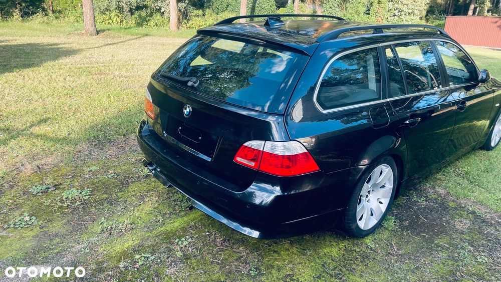 BMW Seria 5 2005 photo 3