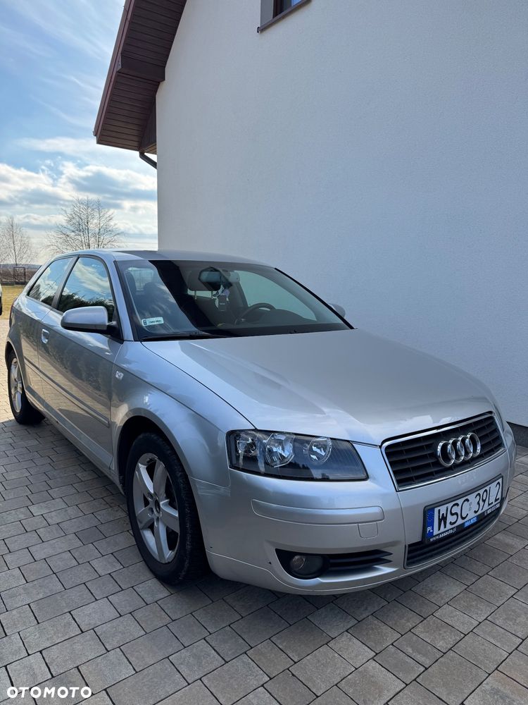Audi A3 3-drzwiowe 1.6 FSI Ambiente - 1