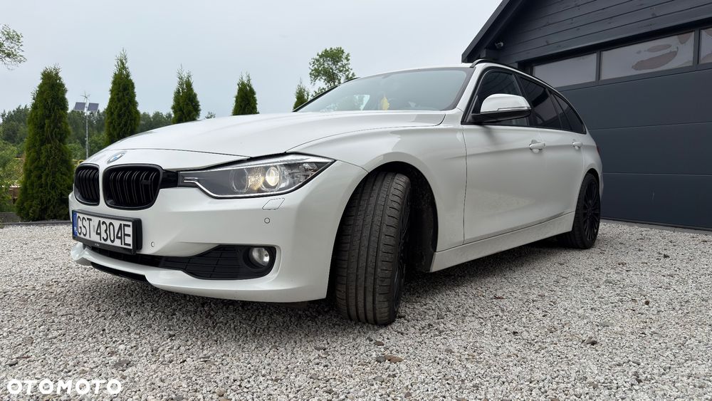 BMW Seria 3 320d Efficient Dynamics Edition Blue Perf Sport Line - 3