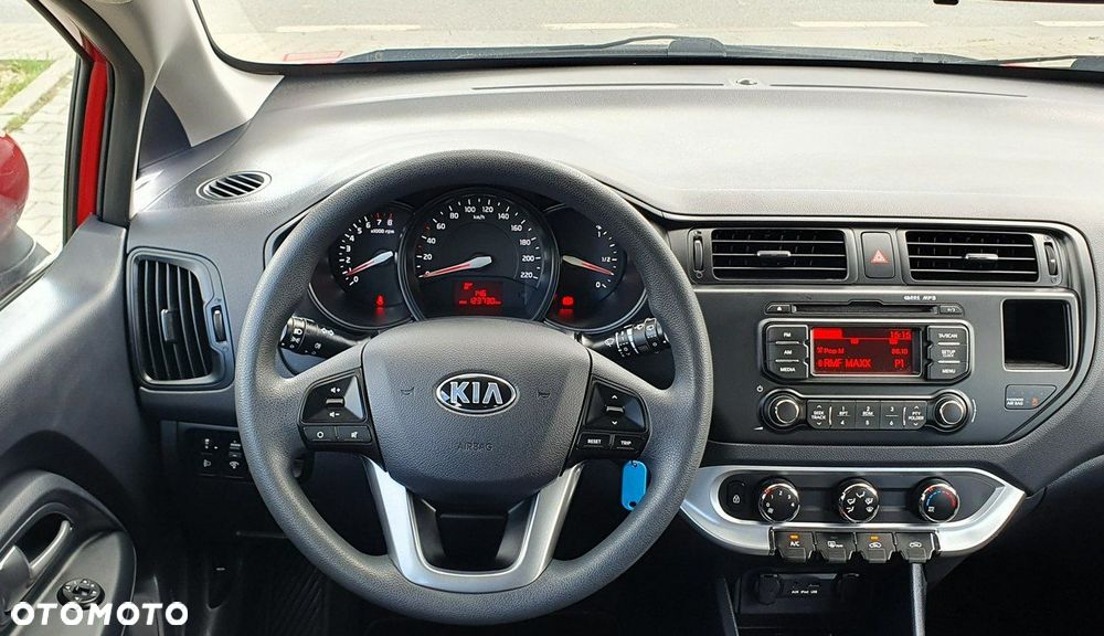 Kia Rio - 6