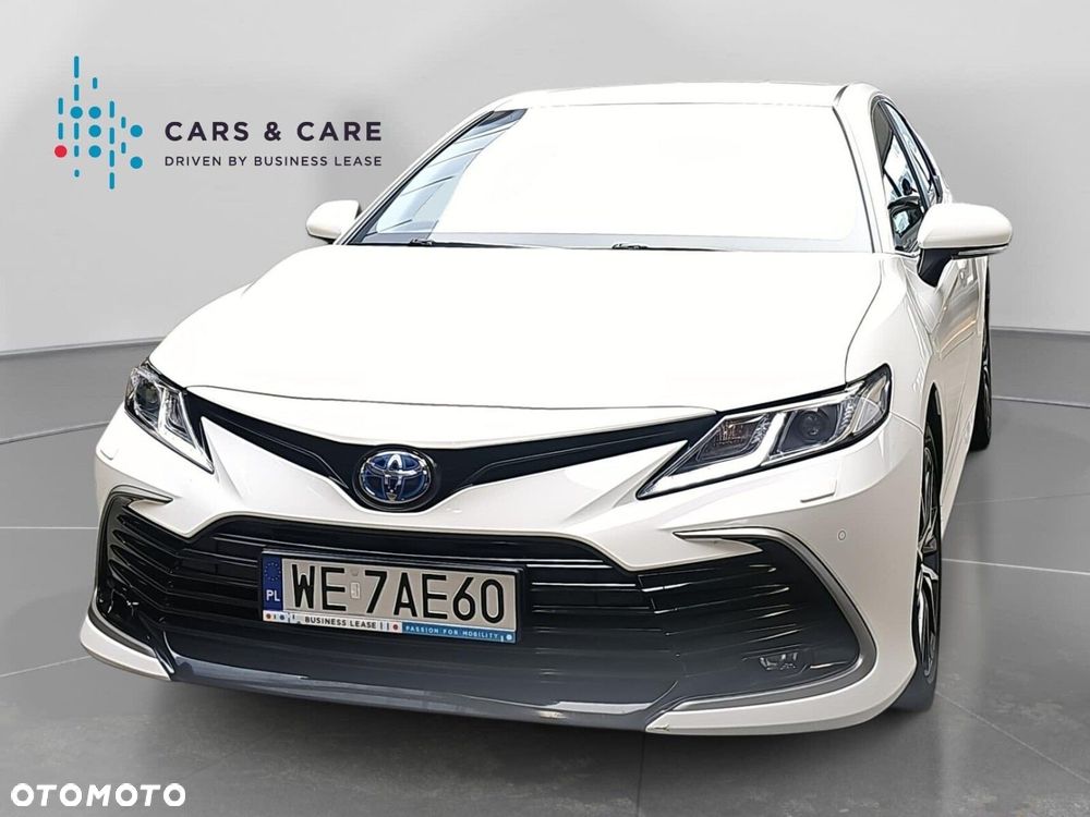 Toyota Camry 2.5 Hybrid Prestige CVT - 2