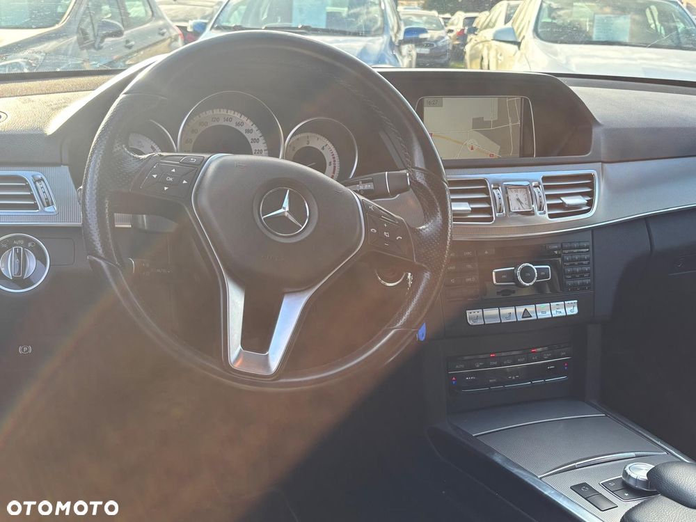 Mercedes-Benz Klasa E 350 BlueTEC 4-Matic Elegance - 39