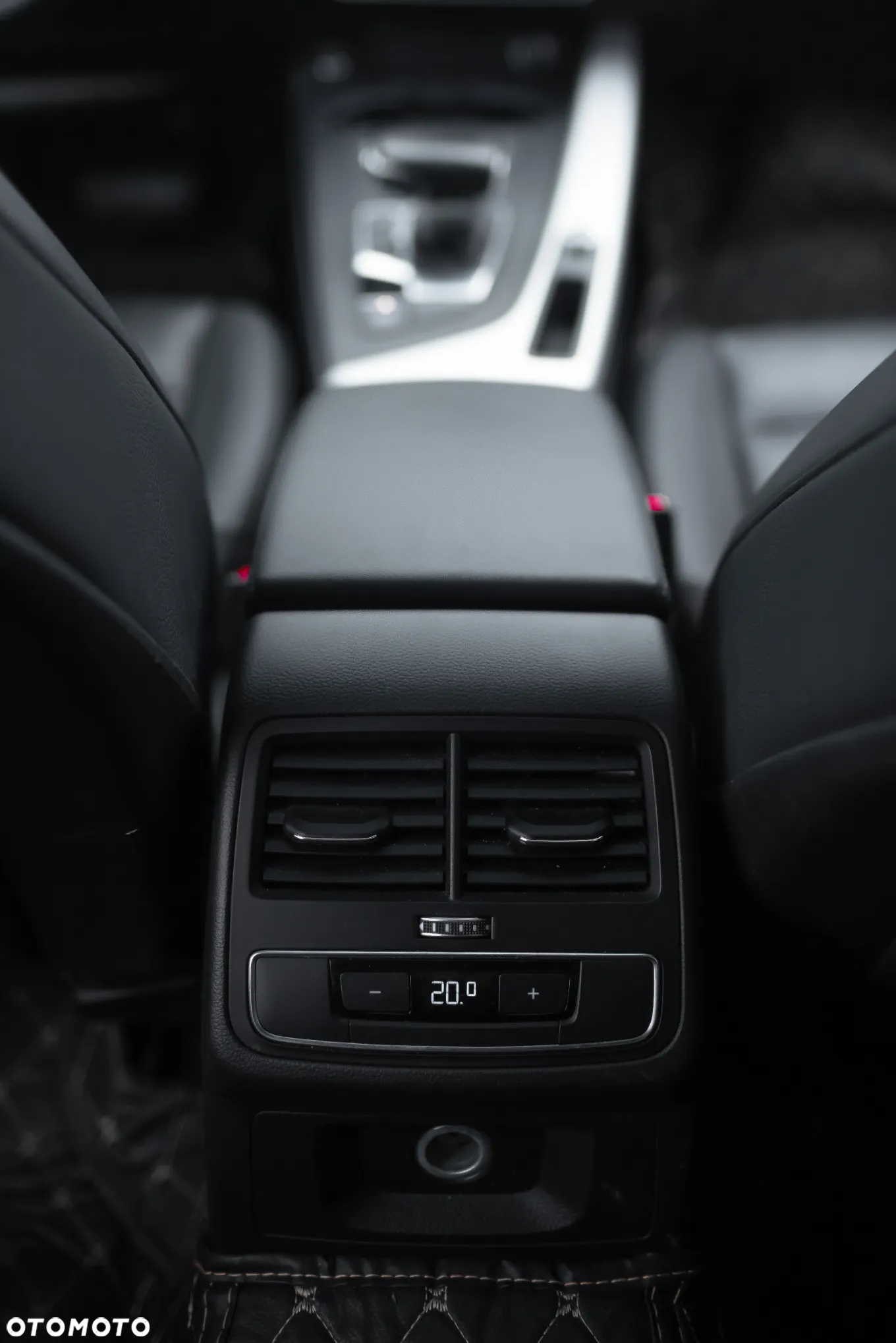 Audi A4 2.0 TFSI Quattro S tronic - 10
