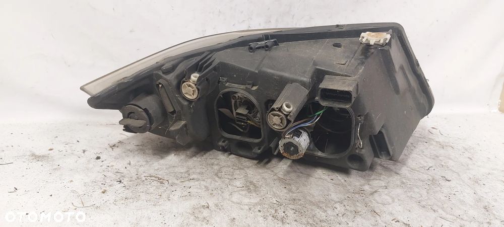 .  PRZOD PRZEDNIA LAMPA LEWA BMW 1 E90/E91 - 4