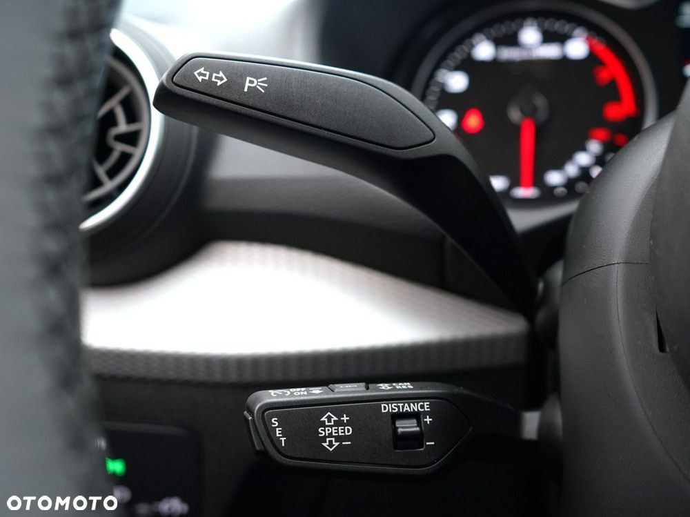Audi Q2 - 24