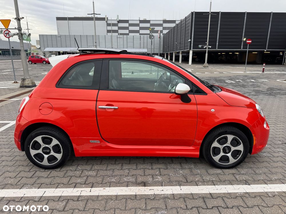 Fiat 500E 2016 photo 4