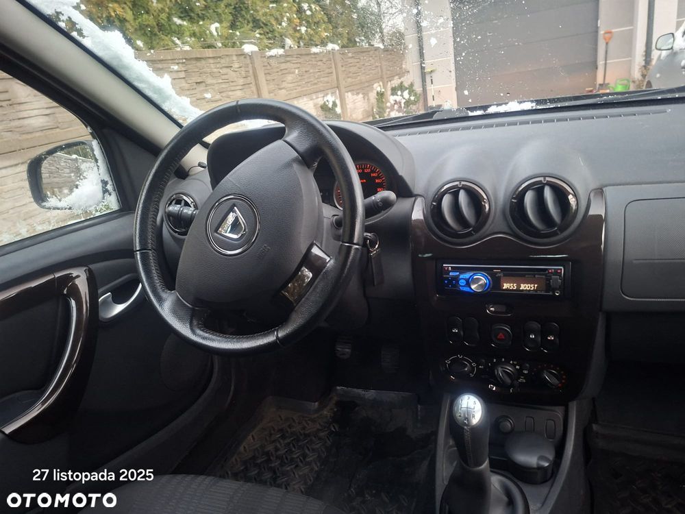 Dacia Duster 1.6 Laureate Euro5 - 10