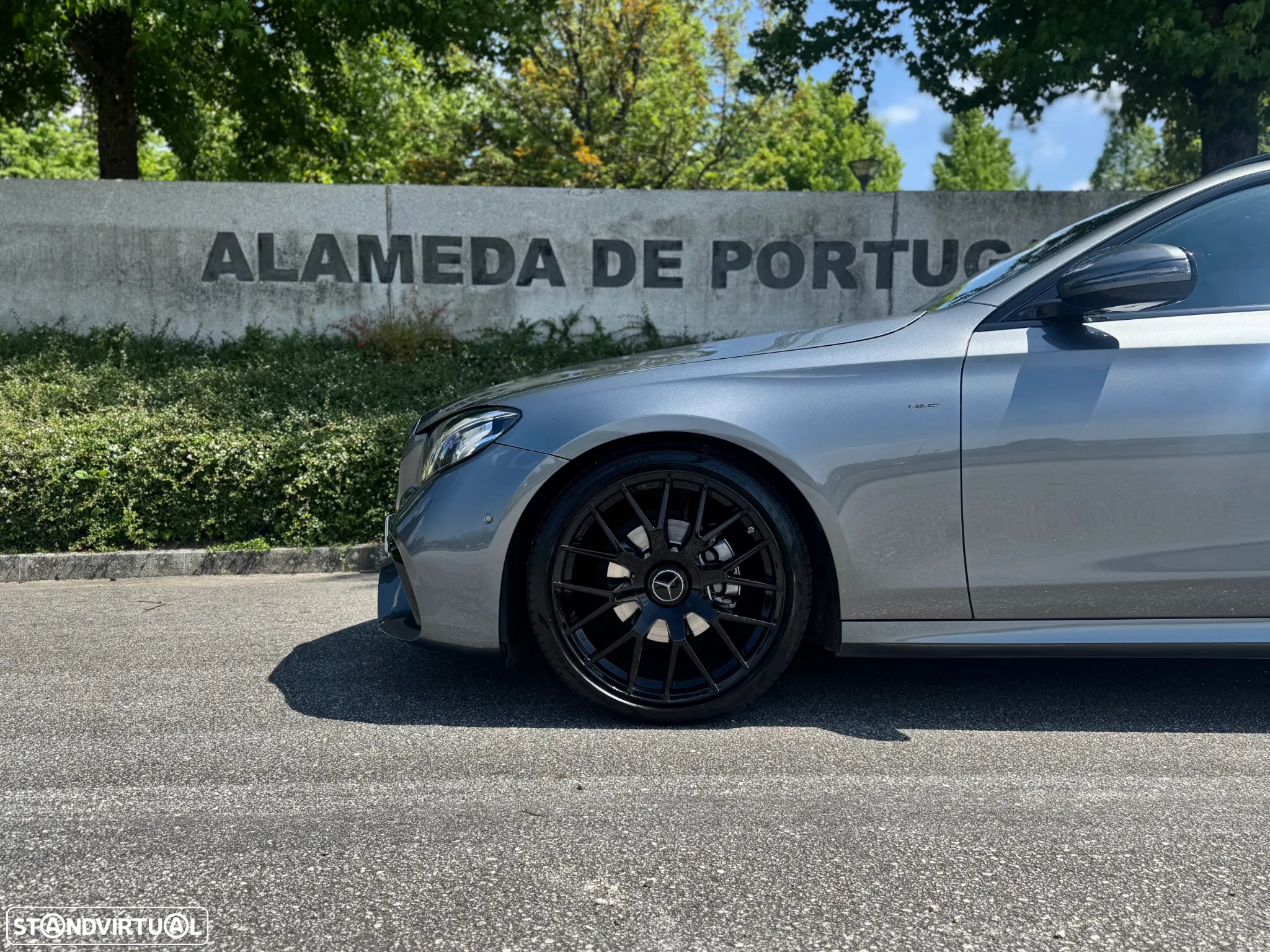 Mercedes-Benz E 220 d AMG Line - 12