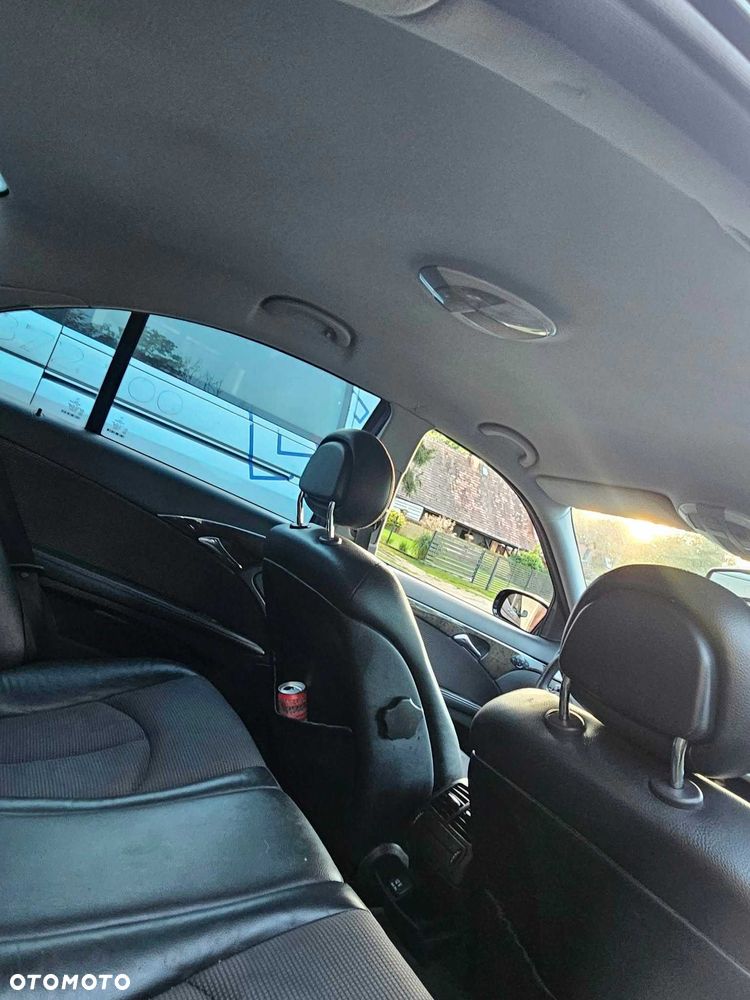 Mercedes-Benz E-Class 2008 photo 3