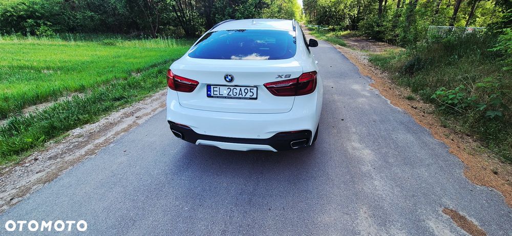 BMW X6 xDrive30d - 16