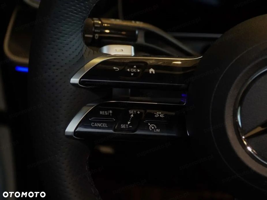 Mercedes-Benz CLE - 7