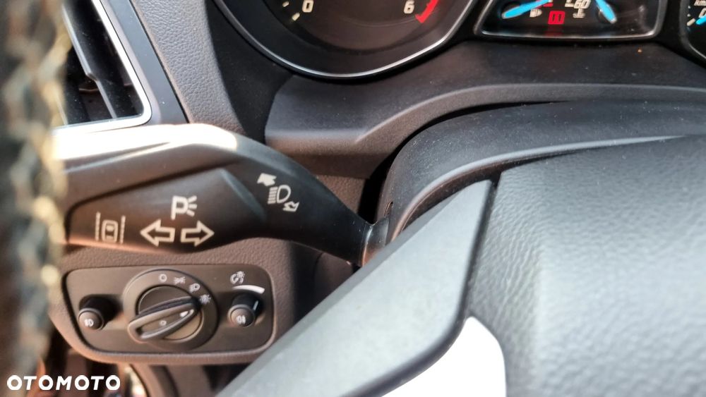 Ford Kuga 2.0 TDCi 4x4 Individual - 24