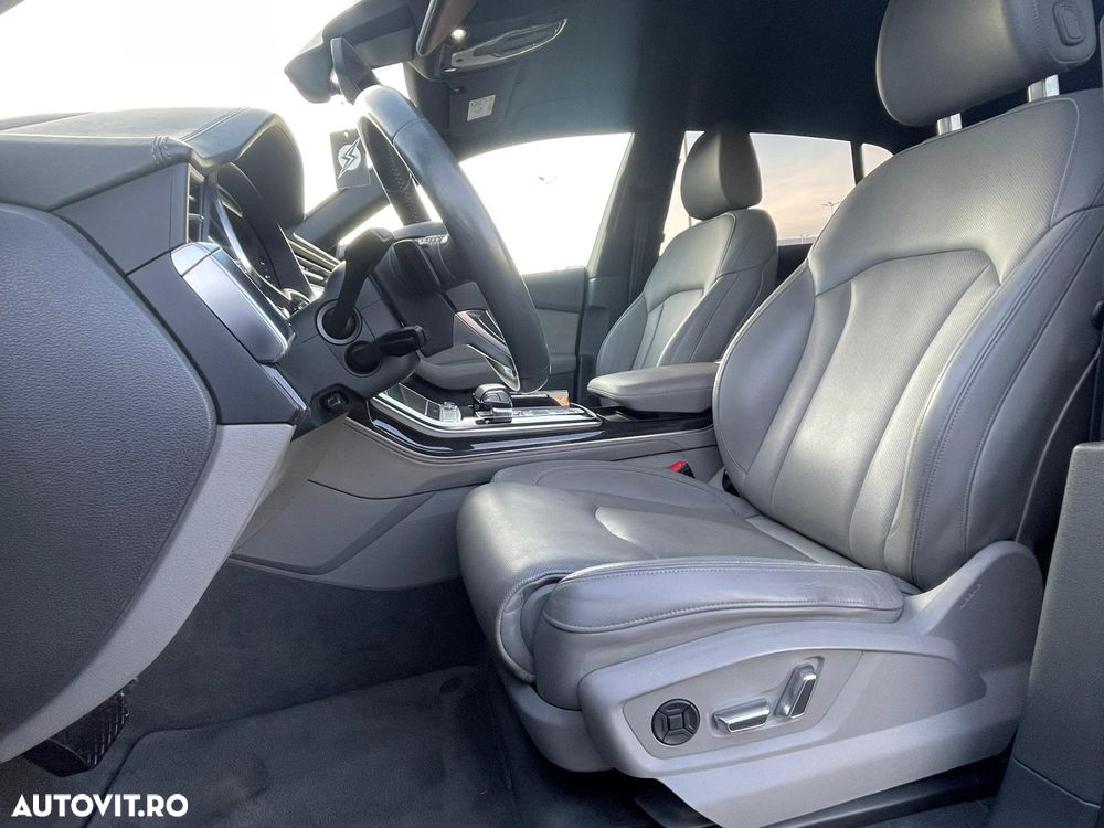 Audi Q8 SUV TDI quattro 210 kW tiptronic - 23