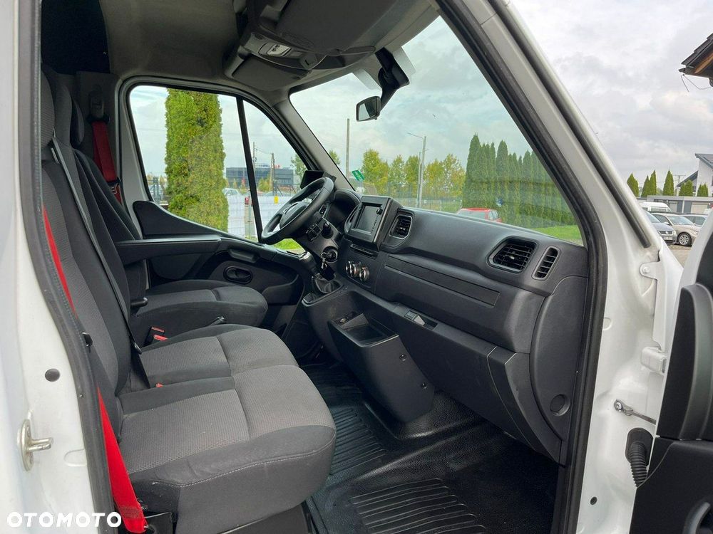 Renault Master - 11