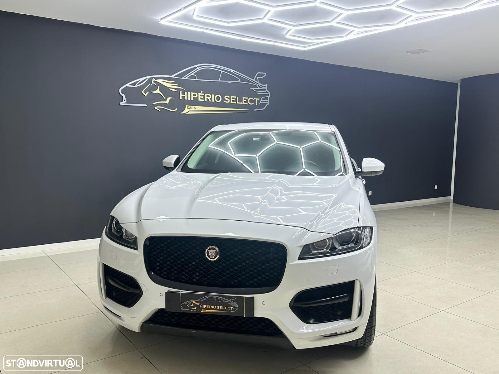 Jaguar F-Pace 2.0 i4D R-Sport AWD Aut. - 6