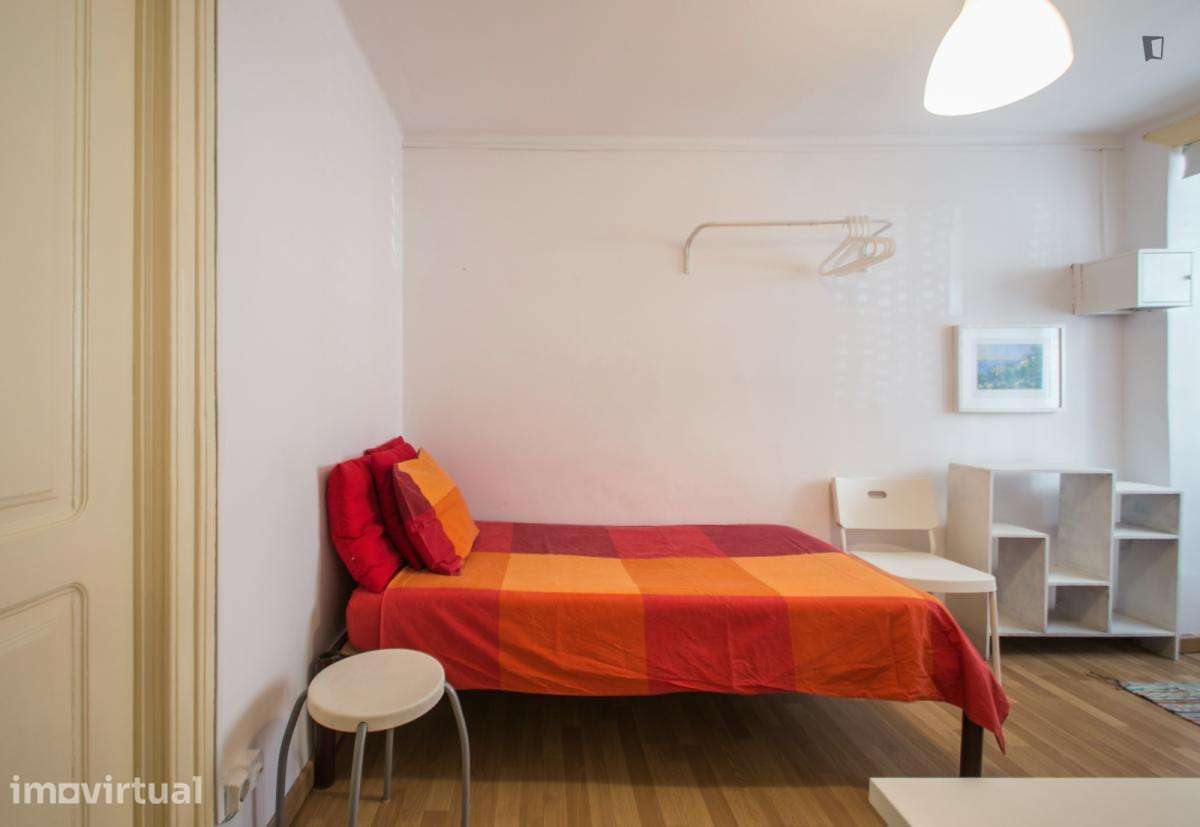 Quarto - localizado em Picoas Lisbon - Grande imagem: 2/16