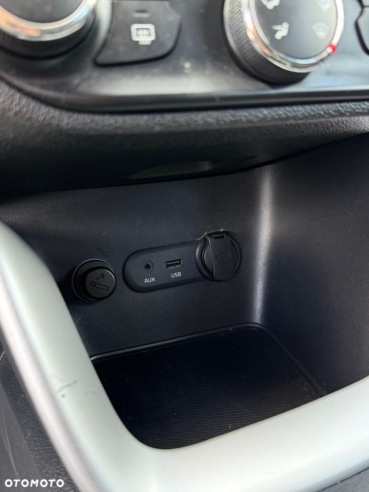 Kia Ceed 1.6 CRDi L - 27