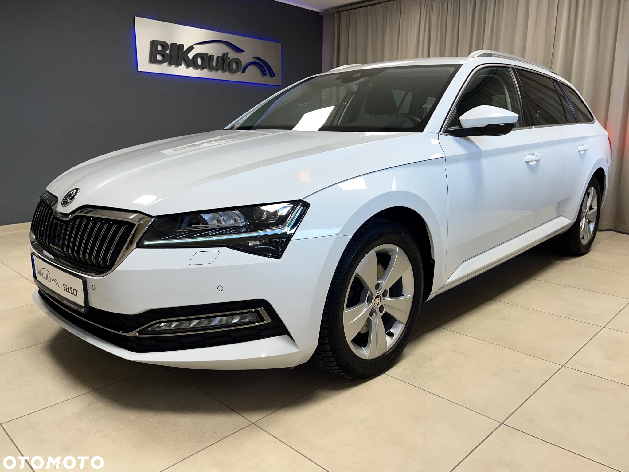 Skoda Superb 2.0 TDI SCR Style DSG - 2