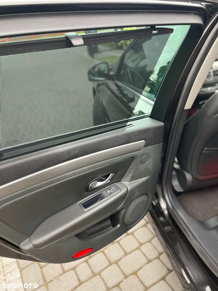 Renault Laguna 2.0 dCi Bose Edition ESM - 15