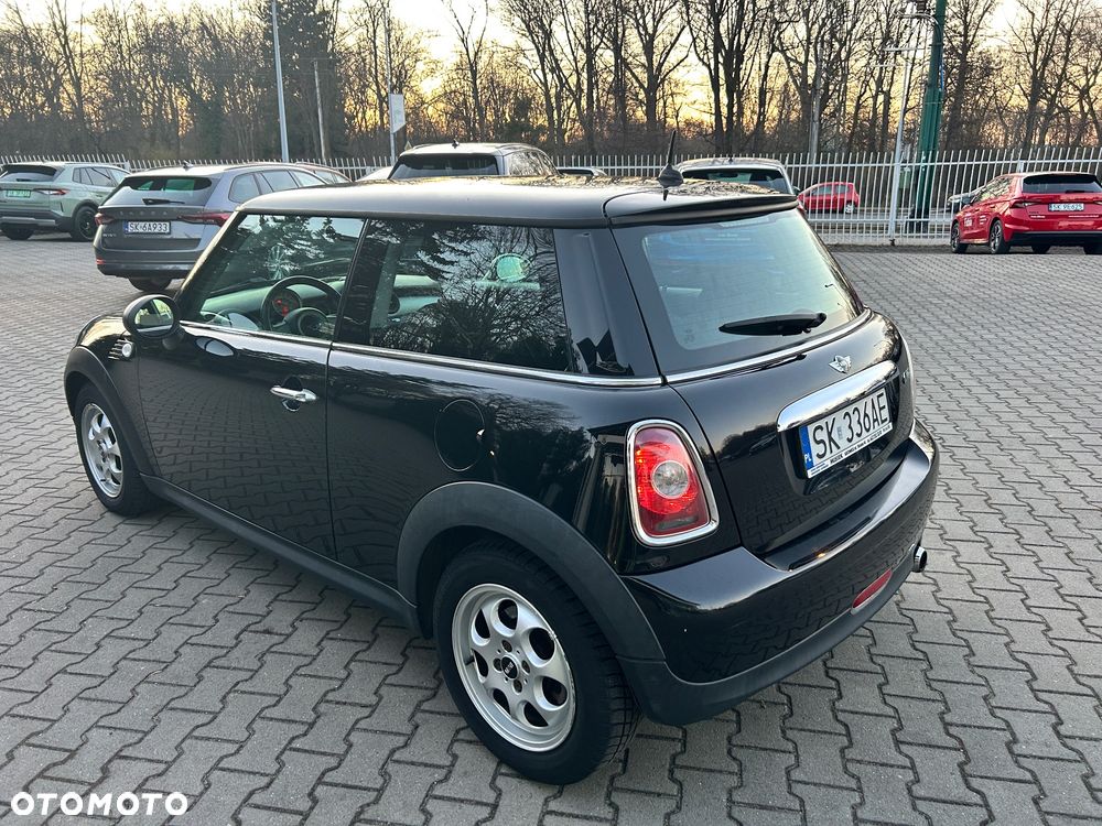 MINI ONE Standard - 5