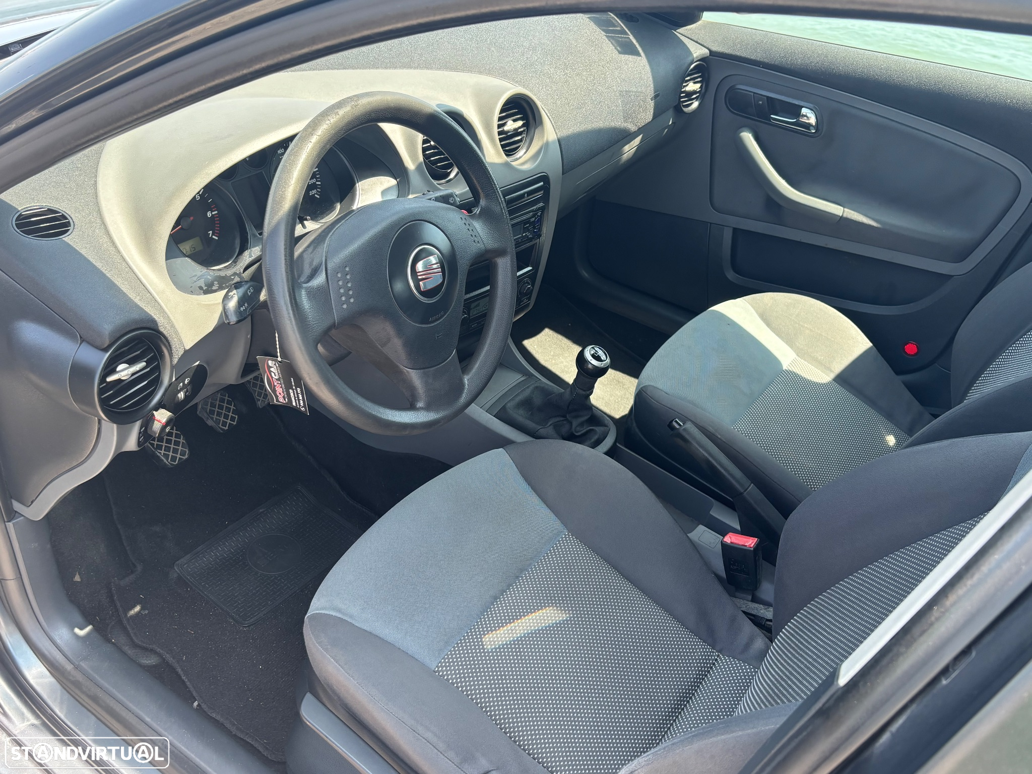 SEAT Ibiza 1.4 16V Stylance - 4