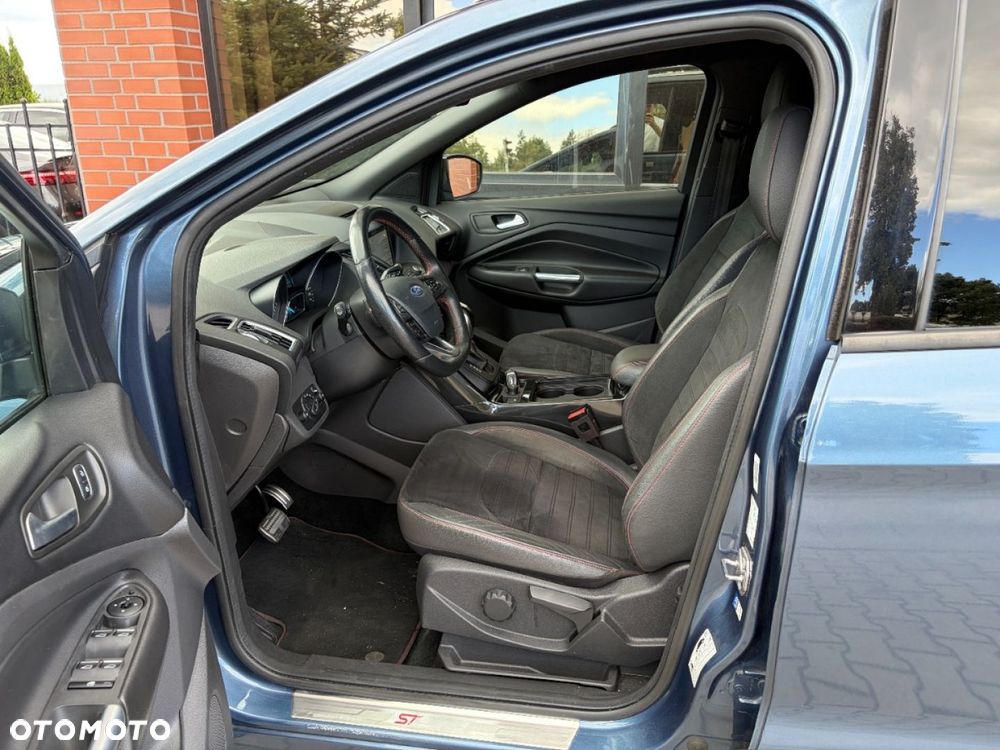Ford Kuga 1.5 EcoBoost 4x4 ST-Line - 11