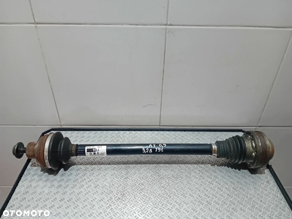 AUDI A4 B8 A5 Półoś półośka tył tylna 8K0501203J - 1