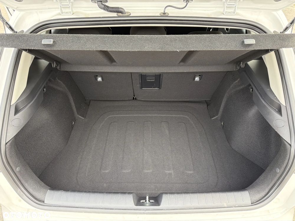 Kia K4 1.6 T-GDI M - 28